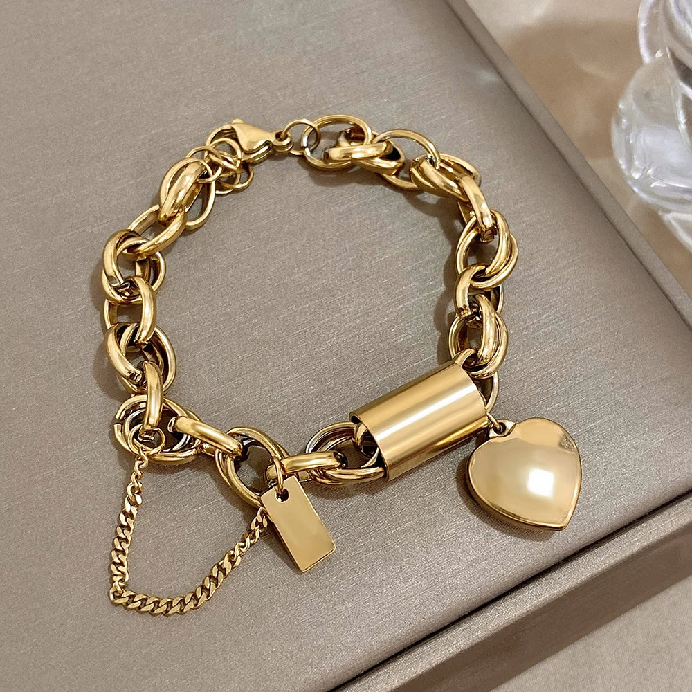 Chunky Heart Lock Stainless Steel Bracelet – Gold-Plated Link Chain for Women