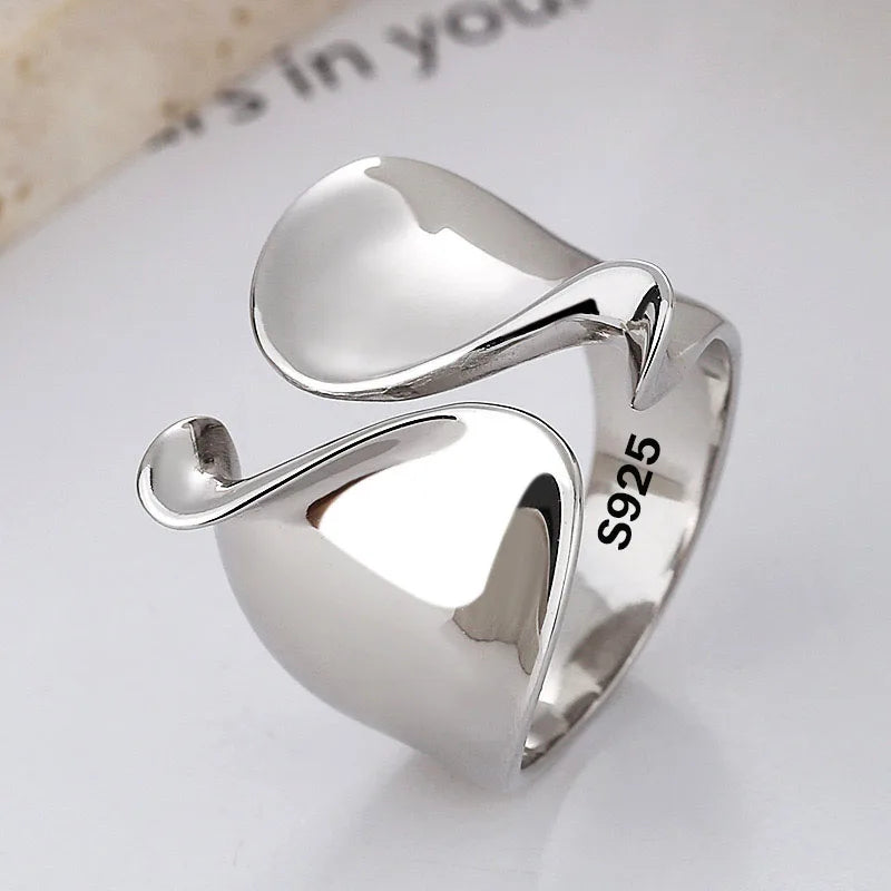 Anillo de cóctel minimalista de plata de ley 925 para mujer: anillo grande moderno hecho a mano para fiestas y ocasiones especiales