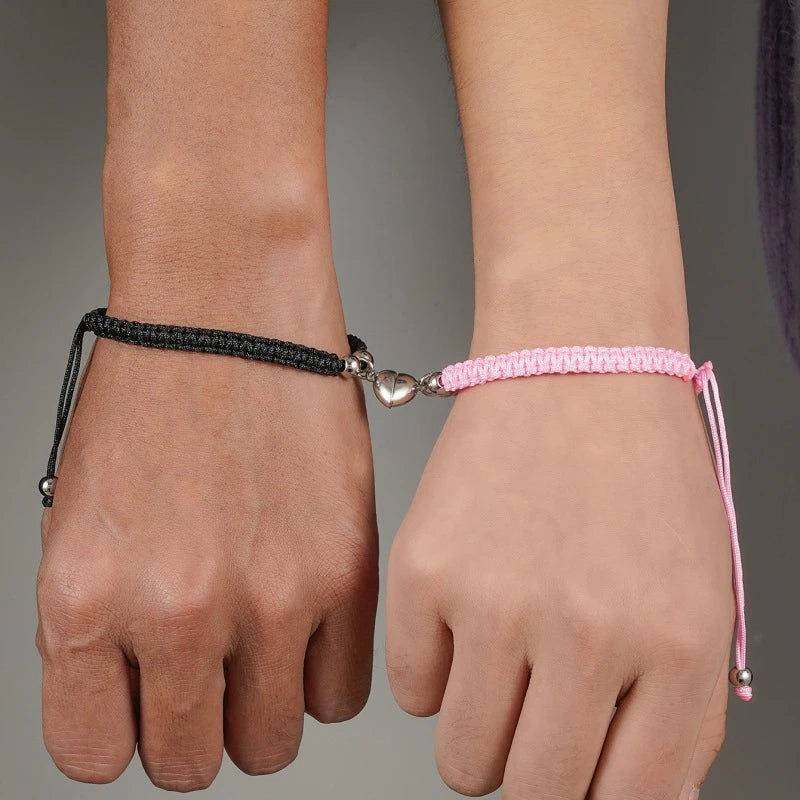 Pulsera ajustable con dije de corazón: joyería de cadena de cuerda moderna y de moda