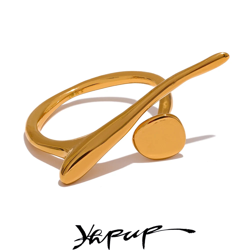 Anillo minimalista elegante de acero inoxidable y oro: joyería elegante e impermeable para mujeres
