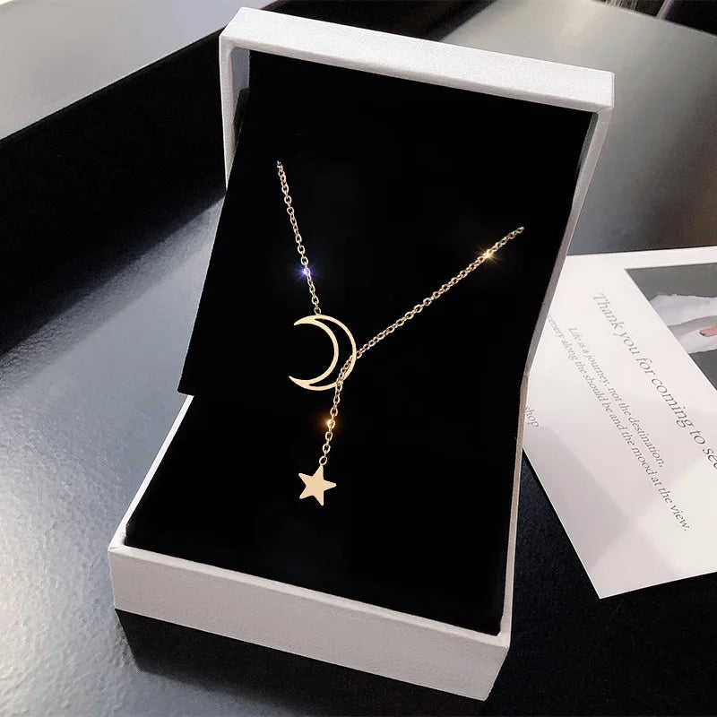 Trendy Moon Pendant Necklace for Women – Zinc Alloy Fashion Jewelry