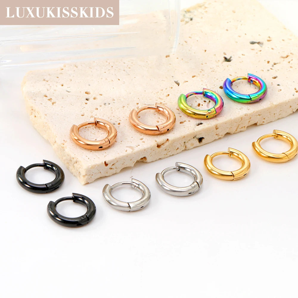 Minimalist Stainless Steel Hoop Earrings – Hypoallergenic Unisex Style