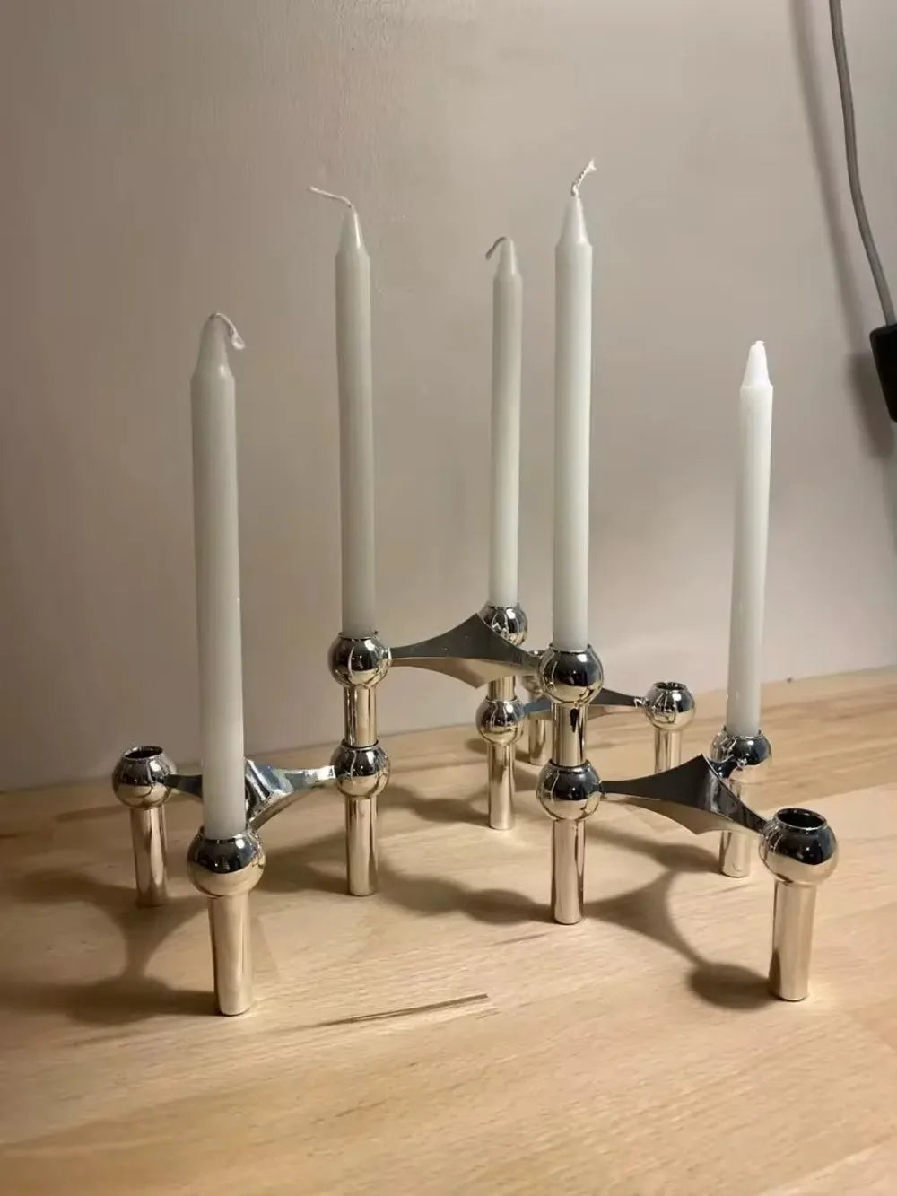 Nordic Metal Molecular Candle Holder – Modern Silver Candelabra for Home Décor & Centerpieces