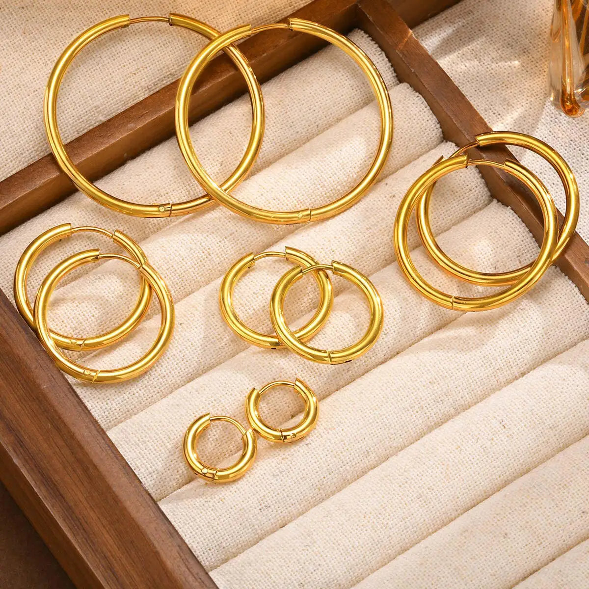 Minimalist Gold Hoop Earrings – Elegant Stainless Steel Jewelry for Women