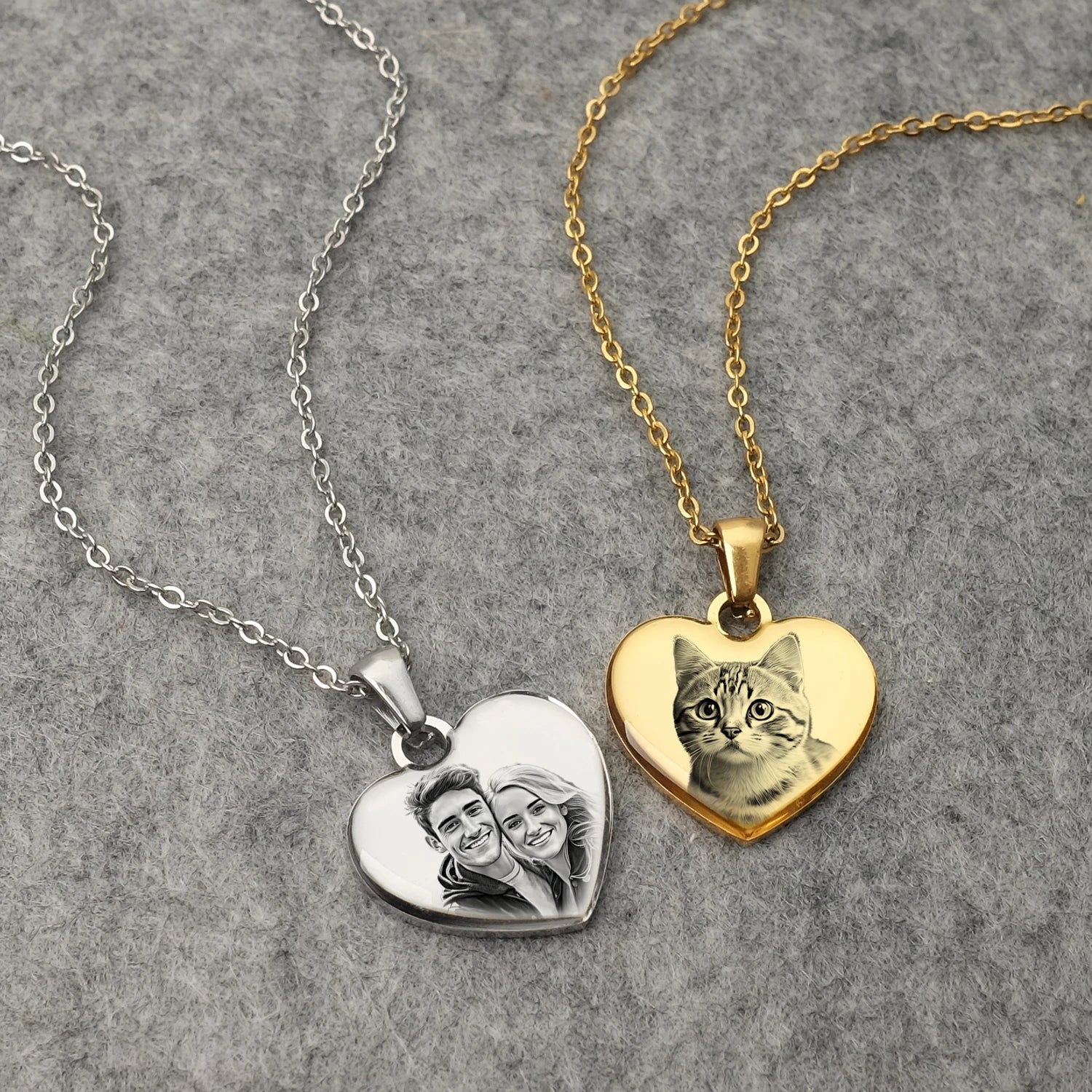 Custom Heart Photo Projection Necklace – Personalized Pendant Gift for Women, Valentine’s Day or Mom