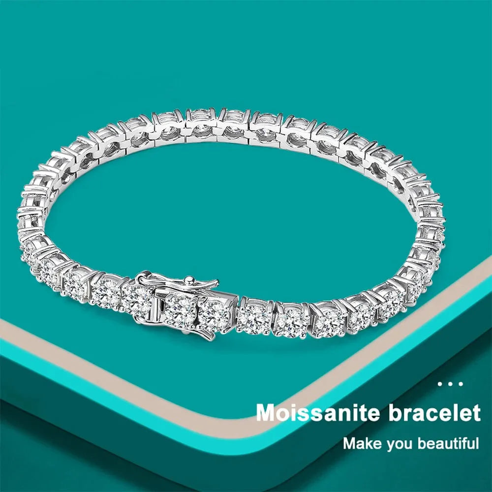 Elegante pulsera de plata de ley con dije de circonita: perfecta para cualquier ocasión