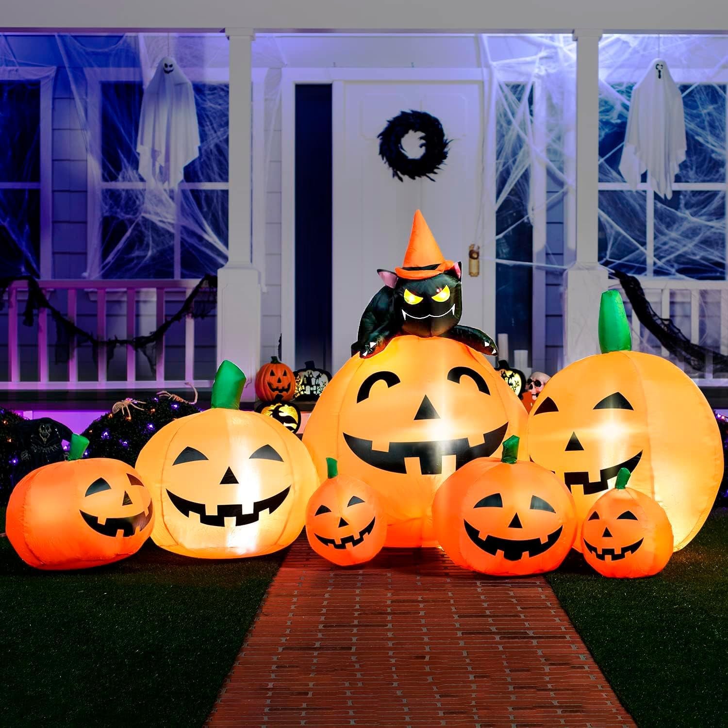 Calabaza inflable de Halloween de 7 pies con gato de bruja: decoración espeluznante para el jardín con luces LED
