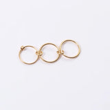 Anillo de múltiples capas con forma de bucle de EBbelle: acero inoxidable chapado en oro de 18 quilates, joyería hipoalergénica y que no se deslustra para mujeres