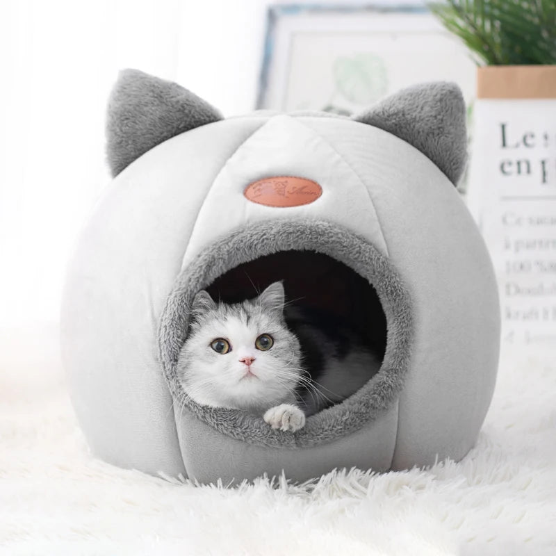Deep Sleep Winter Cat Bed – Cozy Cave Nest for Kittens & Small Dogs