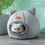 Deep Sleep Winter Cat Bed – Cozy Cave Nest for Kittens & Small Dogs