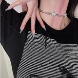 Trendy Bowknot Pendant Necklace – Stylish Fashion Jewelry for Women