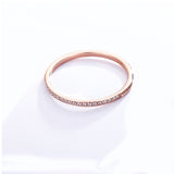Anillo de bodas de circonita de 1,5 mm de ancho para mujer: banda de titanio y acero inoxidable de primera calidad, chapado en oro de 18 quilates, regalo de joyería de compromiso