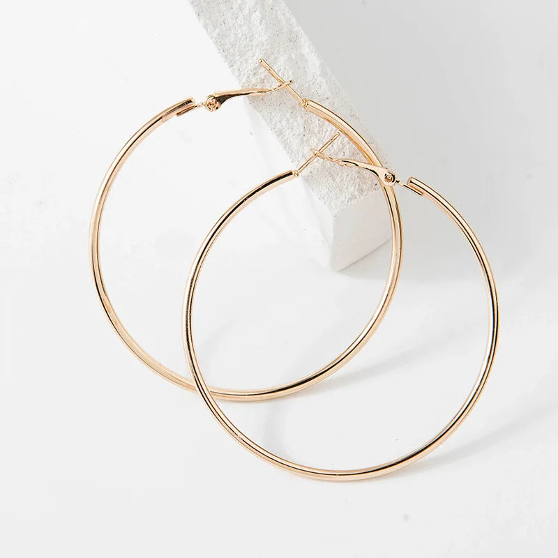 Trendy Large Hoop Earrings for Women – Bold and Stylish Statement Jewelry