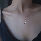 Trendy Bowknot Pendant Necklace – Stylish Fashion Jewelry for Women
