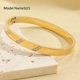 Elegante pulsera de acero inoxidable con dije de corazón: cadena clásica de cuerda para mujer