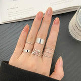 Minimalist Smooth Punk Geometric Metal Rings – Trendy Gold & Black Fashion Jewelry for Women