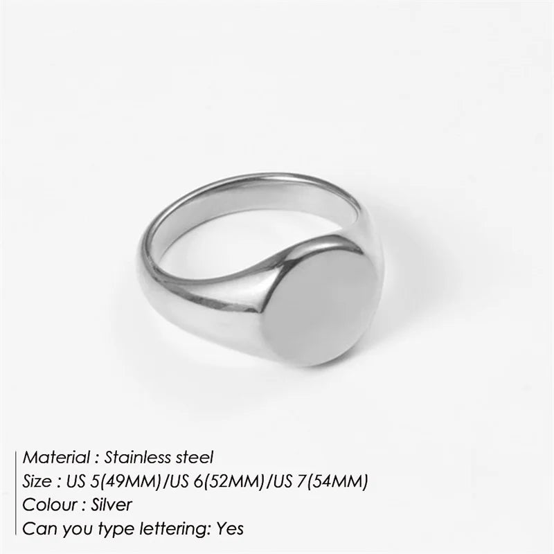 Anillo minimalista de acero inoxidable redondo y grueso para mujer: anillo de sello estilo punk con iniciales talladas