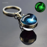 Glow-in-the-Dark Glass Ball Keychain – Trendy Fluorescent Metal Accessory