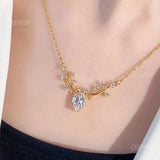 Collar con colgante de doble mariposa: elegante cadena de clavícula en capas para mujer