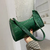 Fashionable Half Moon Shaped PU Handbag with Zipper Closure – Versatile and Stylish Women's Bag