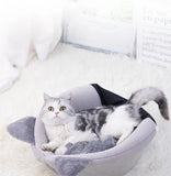 Deep Sleep Winter Cat Bed – Cozy Cave Nest for Kittens & Small Dogs