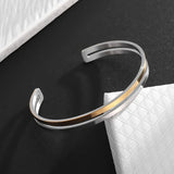 Classic Stainless Steel Charm Bracelet – Unisex Fashion Accessory