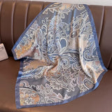 Pañuelo cuadrado de seda con estampado de caballos de lujo de 70 × 70 cm: elegante pañuelo de satén para mujer
