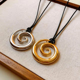 Elegant Metal Pendant Necklace – Stylish Sweater Chain for Autumn & Winter