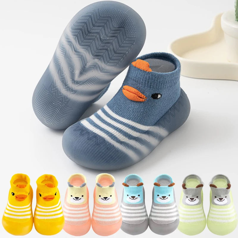 Lindos calcetines antideslizantes para bebés con suela de silicona: zapatos transpirables para niños y niñas