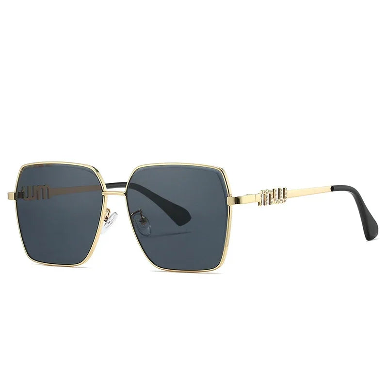 2025 Luxury Designer Sunglasses – Oversized Square Frame with UV400 Protection & Mirror Finish Lenses