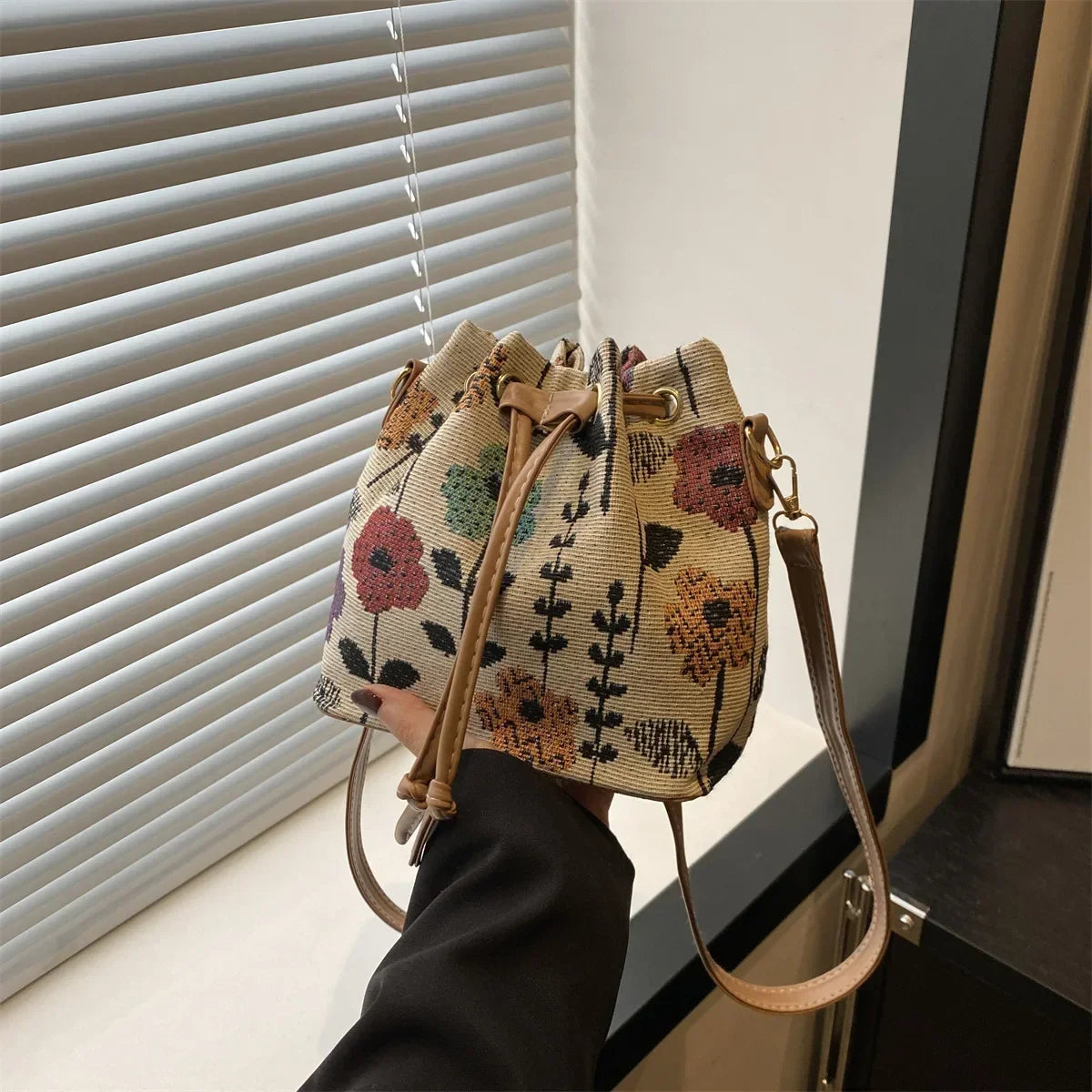 Fashionable Nylon Bucket Bag for Women – Soft Patchwork Design with Phone Pocket