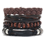 Pulsera clásica de cuero con dijes para hombre: diseño elegante y duradero