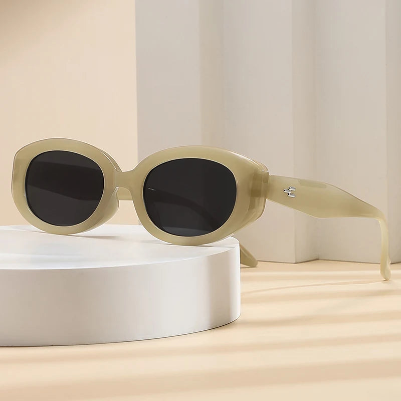 Nuevas gafas de sol ovaladas: moda retro informal para mujeres y hombres