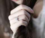 Anillo de compromiso de lujo de seis garras en plata de ley 925: elegante joyería con diamantes de imitación