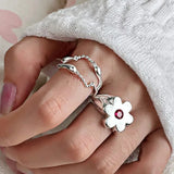 Anillo minimalista con borlas de flores: elegante joyería geométrica para mujer