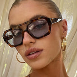Vintage Square Sunglasses – Thick Frame Double Bridge UV400 Eyewear for Women & Men