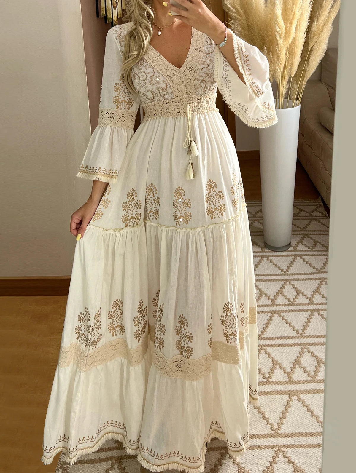 Floral Lace V-Neck Maxi Dress for Women - Fall Long-Sleeve A-Line Elegant