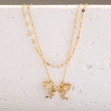 Elegante collar con colgante de mariposa y corazón con letras doradas de doble capa para mujer: regalo de joyería perfecto para bodas y fiestas