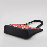 Bolso de mano con diseño floral bordado: elegante y espacioso para cualquier ocasión