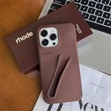 Estuche Rhode para iPhone 14 Pro y 15 Pro: funda de silicona suave con soporte para brillo de labios y lápiz labial, diseño mate y antideslizante
