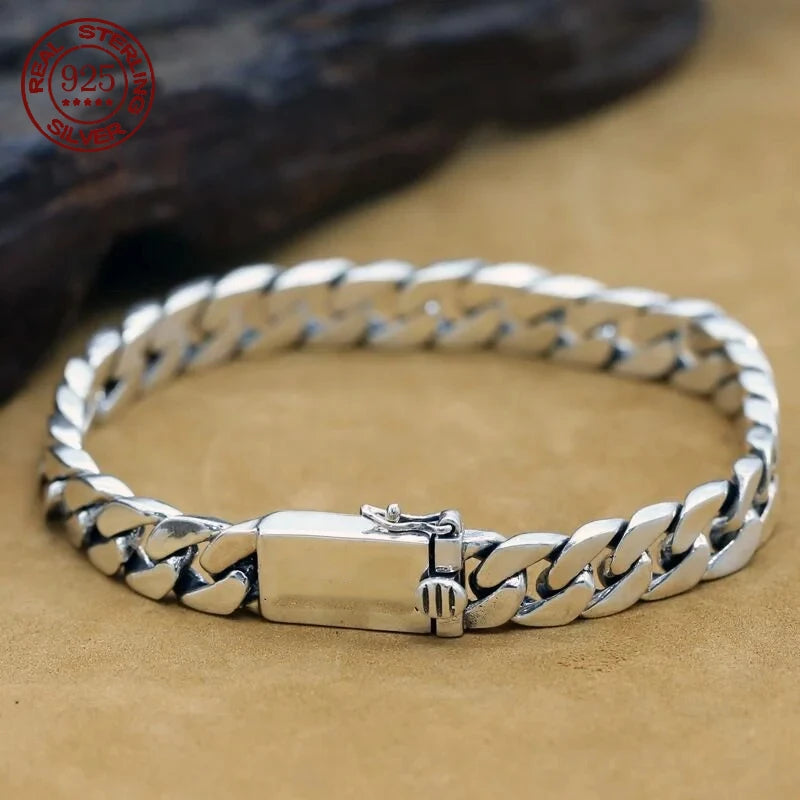 Pulsera con dije de candado punk en plata de ley 925: joyería unisex atrevida y elegante