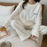 Women's 2-Piece Velvet Fleece Set | Warm Pullover & Pants Loungewear