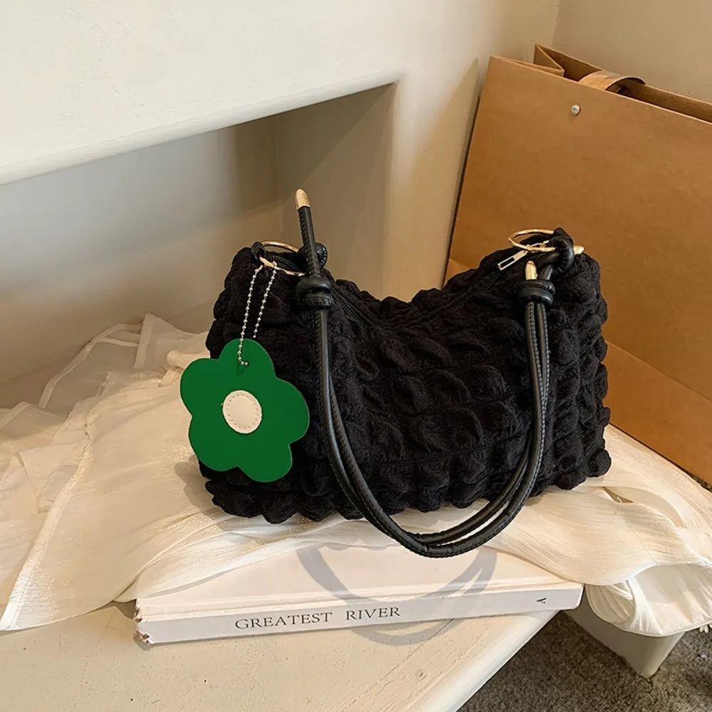 Trendy Pleated Shoulder Bag – Stylish Quilted Tote for Daily Commuting