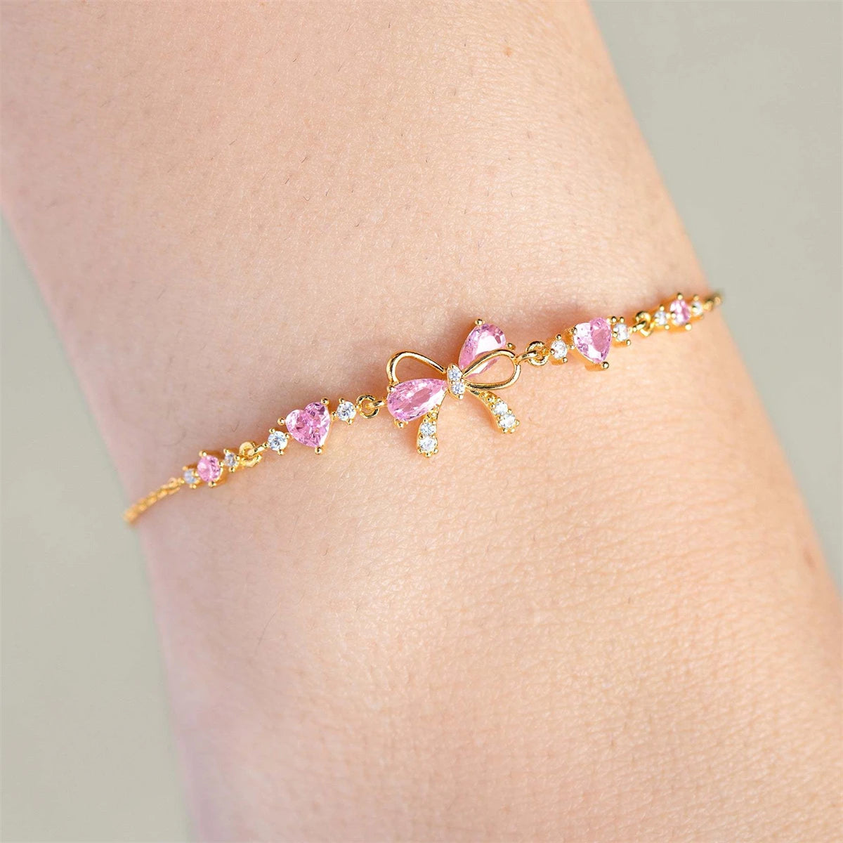 Bonita pulsera de cuentas con lazo para mujer con circonitas cúbicas: pulsera de cadena de moda con cierre de langosta