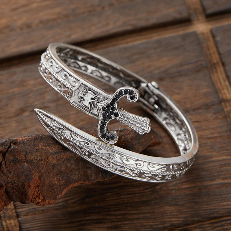 Geometric Unisex Cuff Bracelet – Modern Edge with Timeless Appeal