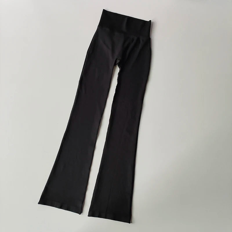High-Waisted Seamless Yoga Leggings – Compression & Micro Flared Fit