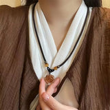 Collar de mariposa con cuentas de estilo chino: elegante cadena de clavícula de verano para mujer