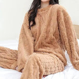 Women's 2-Piece Velvet Fleece Set | Warm Pullover & Pants Loungewear