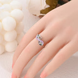 Elegante alianza de boda con circonita cúbica: anillo de moda de moda para mujer