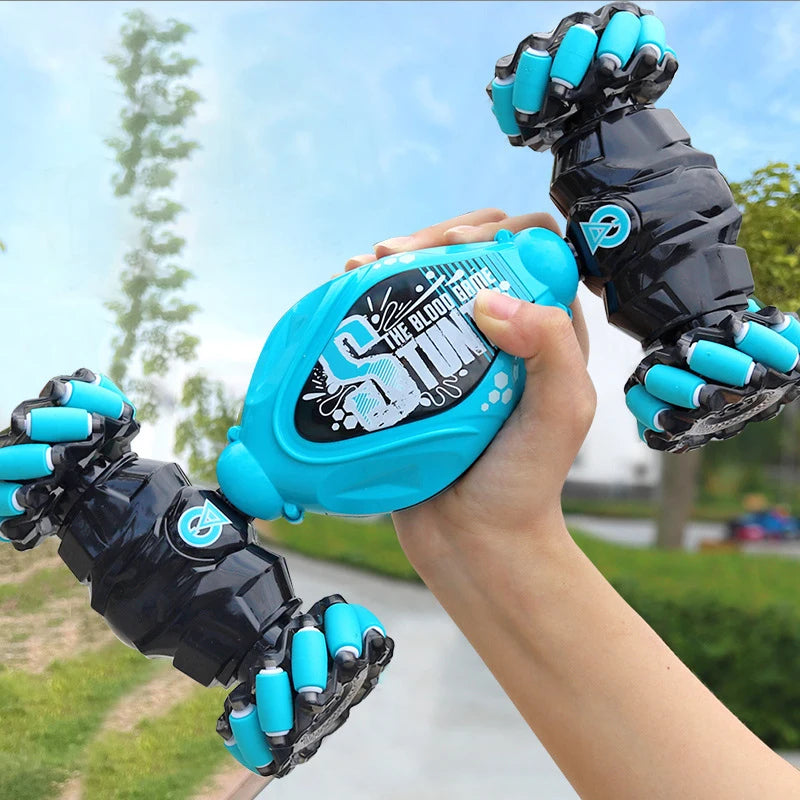 Coche acrobático RC 4WD 1:16: control por gestos, luces LED y acción de escalada con giro